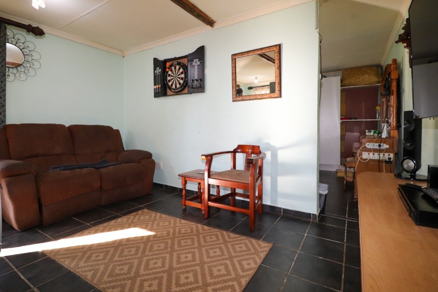 4 Bedroom Property for Sale in La Hoff North West